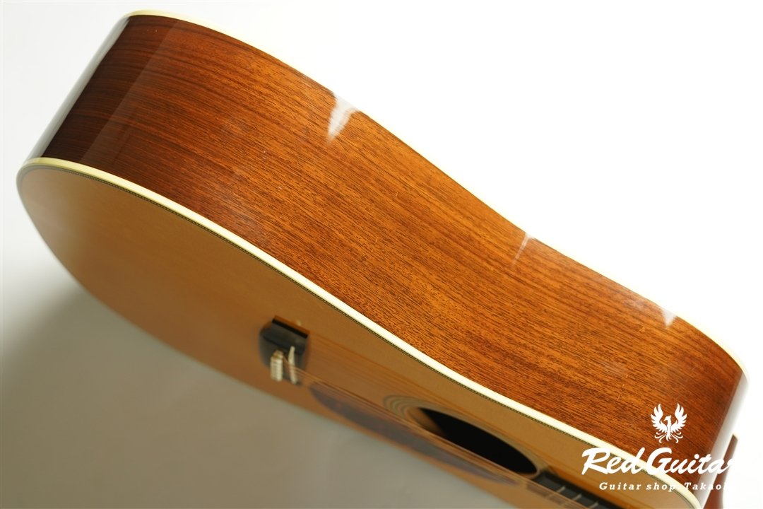 D-28 Marquis - Natural